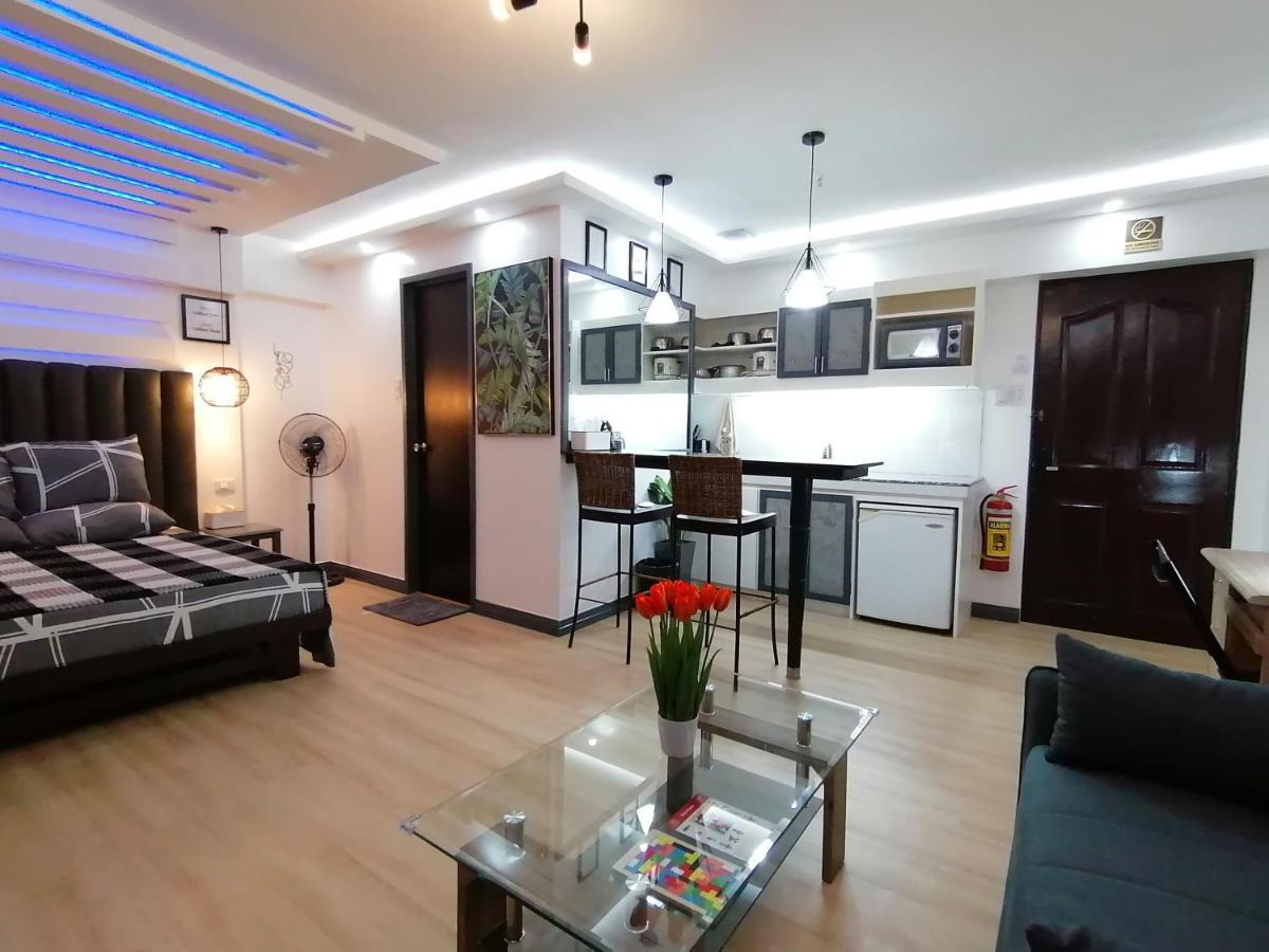 Condo Azur Suites E507 Near Airport, Netflix, Stylish, Cozy With Swimming Pool มักตัน ภายนอก รูปภาพ