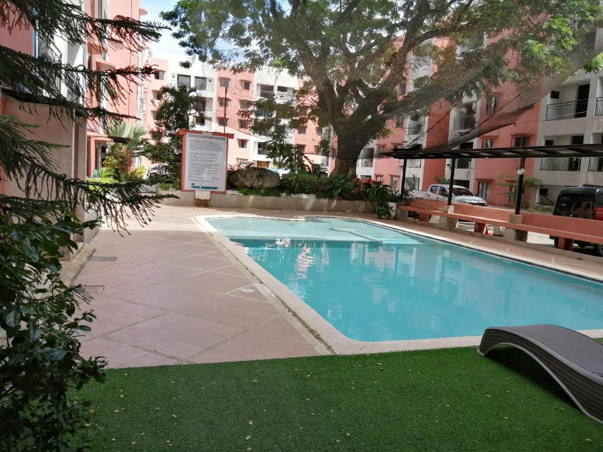 Condo Azur Suites E507 Near Airport, Netflix, Stylish, Cozy With Swimming Pool มักตัน ภายนอก รูปภาพ